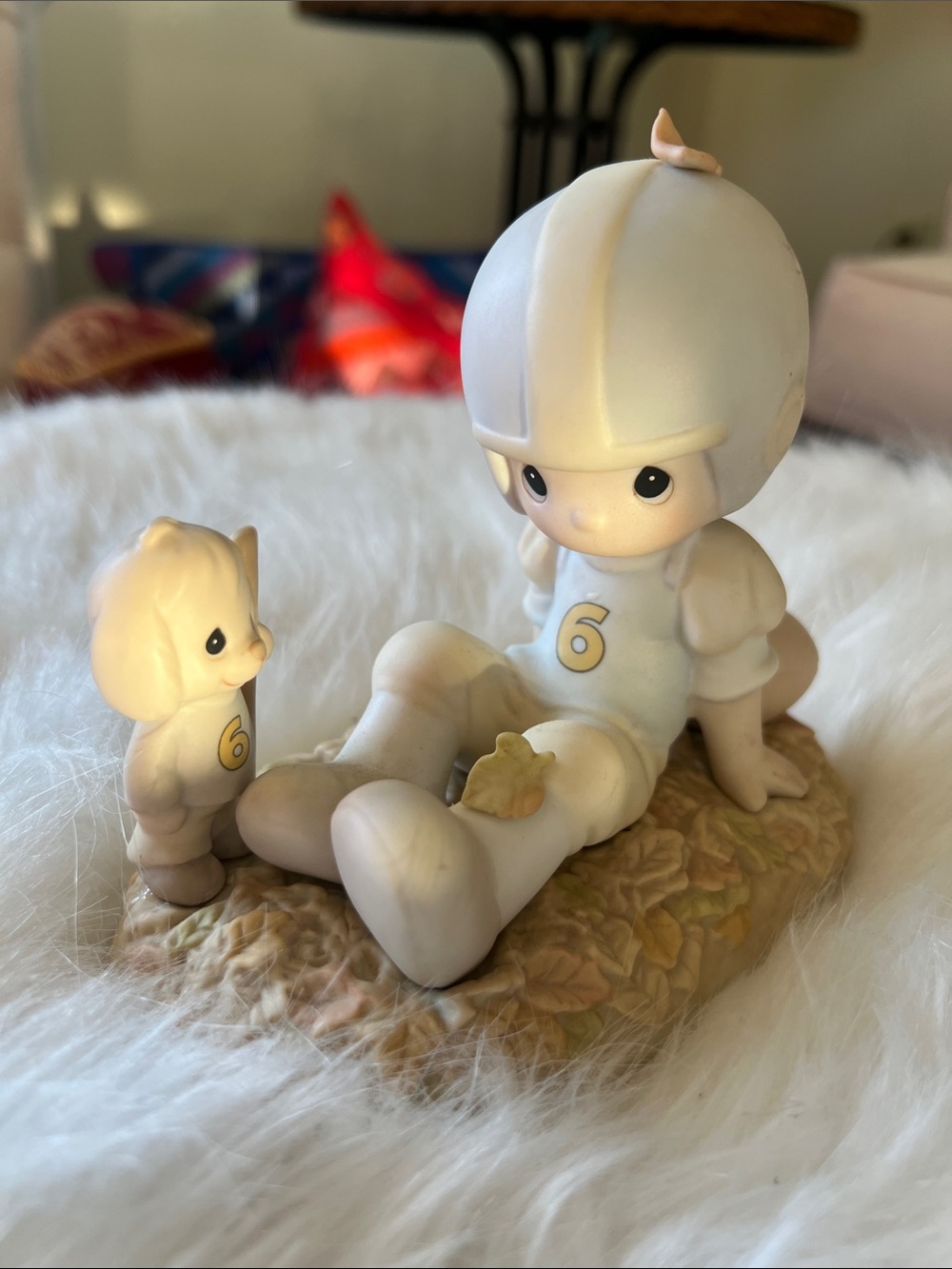🏈🏟️🐾Precious Moments Cream and Yellow Boy with Puppy Figurine
